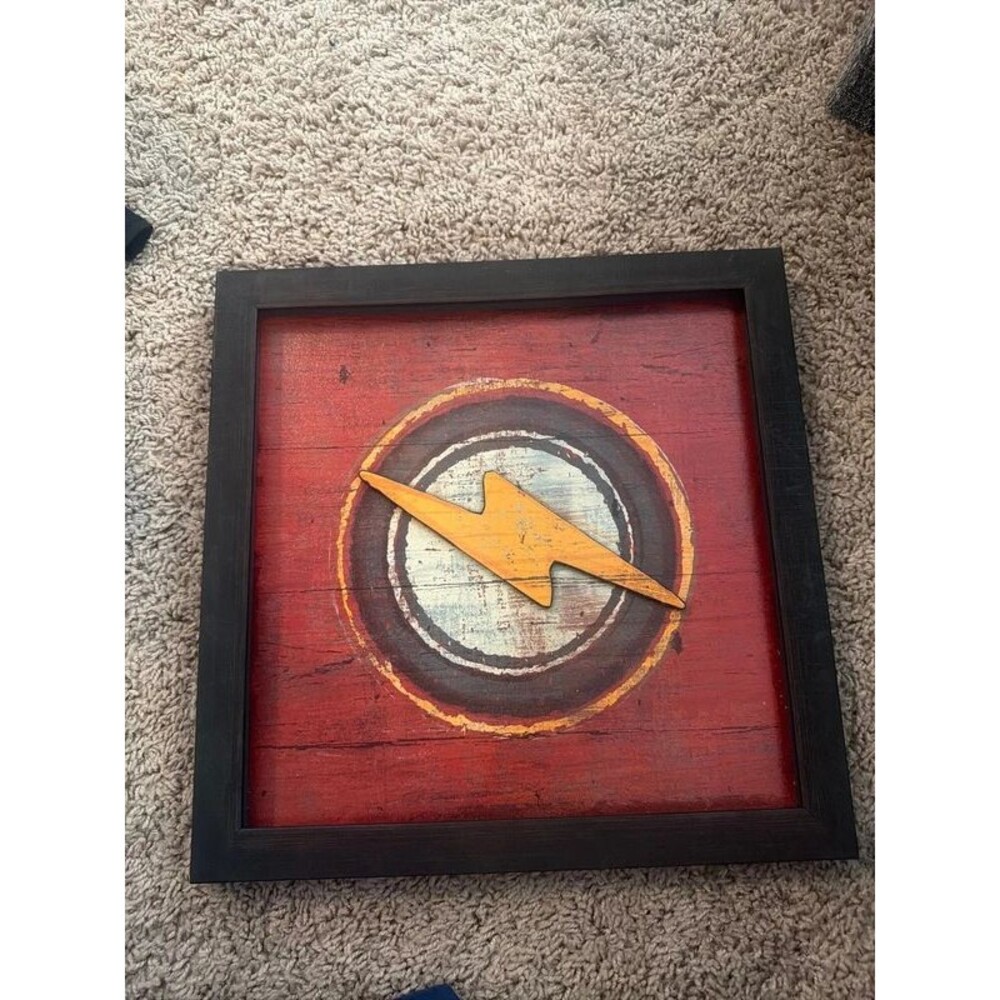 Distressed superheroes wall art
